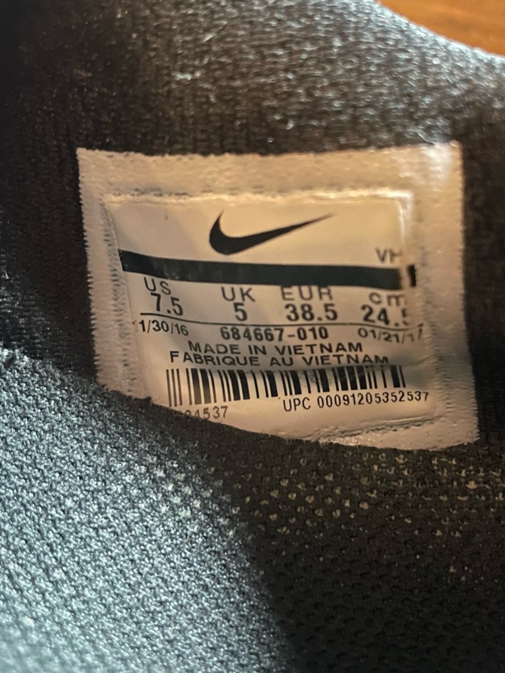 Nike FS Lite Run 2 Sneakers - Picture 11 of 14